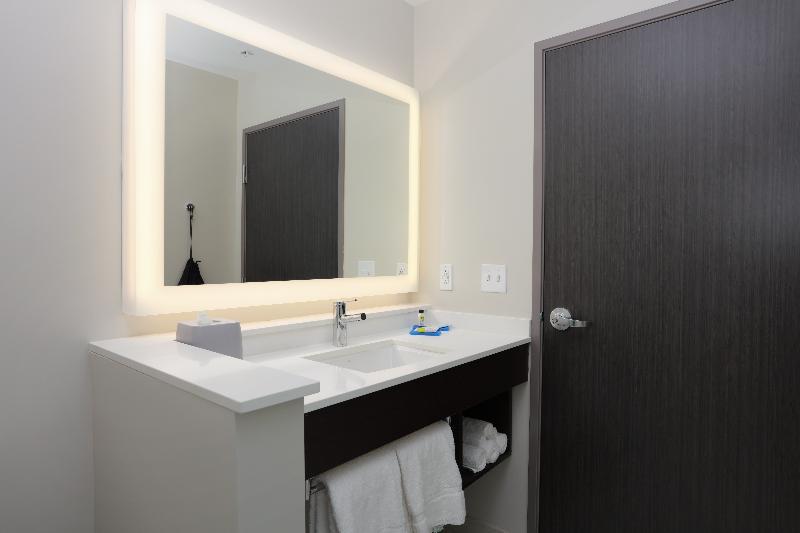 בינגהמטון Holiday Inn Express Oneonta By Ihg מראה חיצוני תמונה